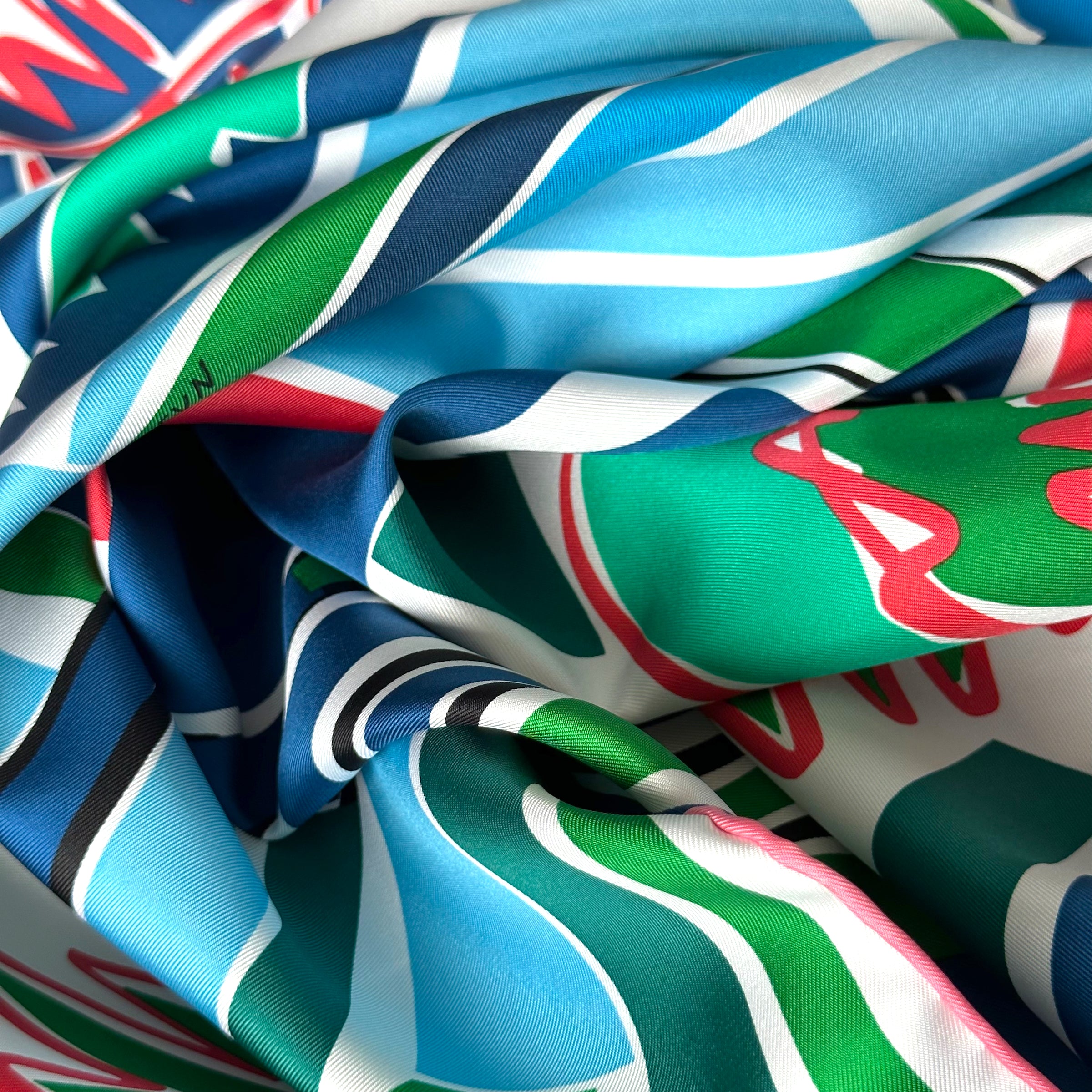 Sea, Surf & Fun - FOULARD HERMES 90 CM