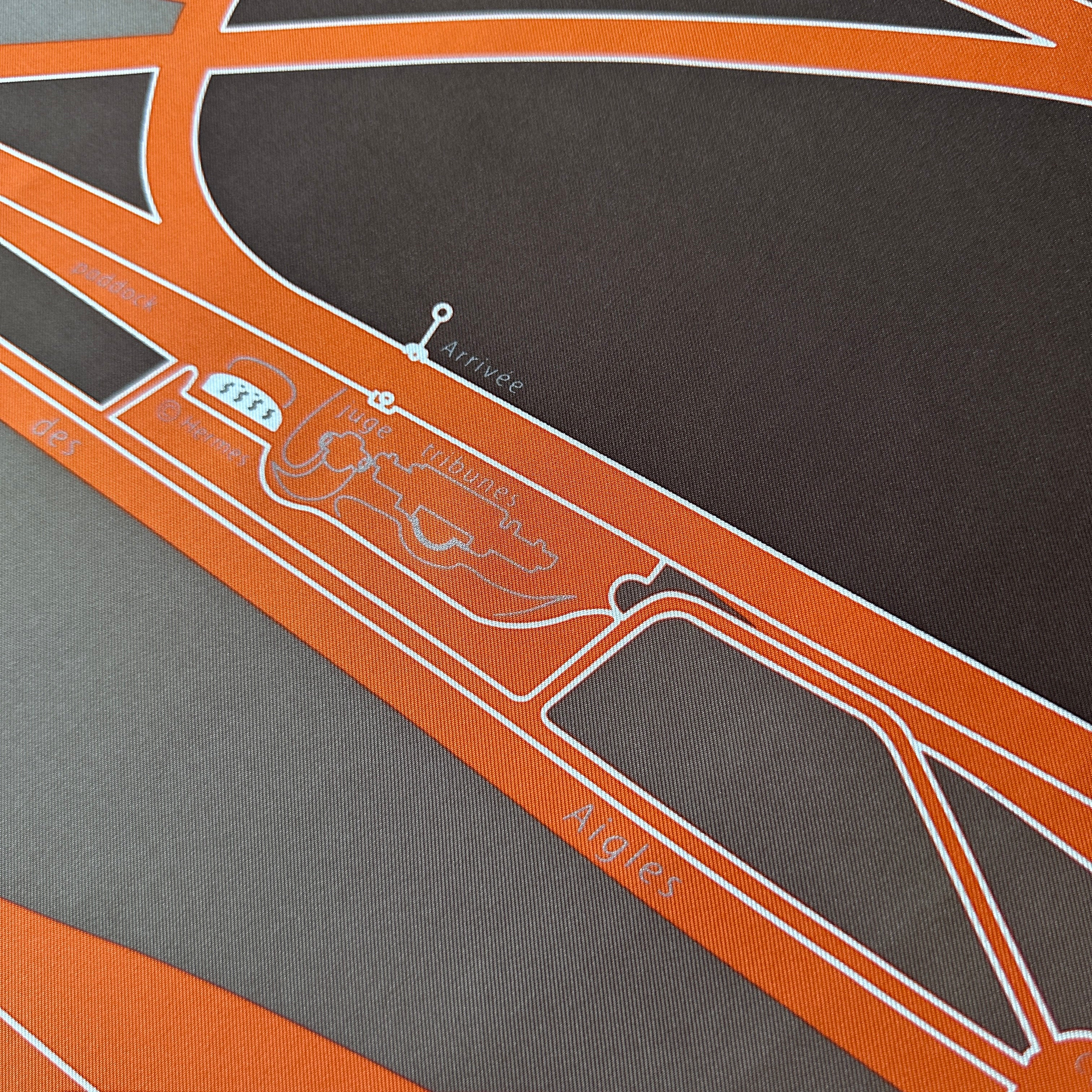 Foulard Hermès 90 cm – Cheval de Courses – Anamorphée (2008)