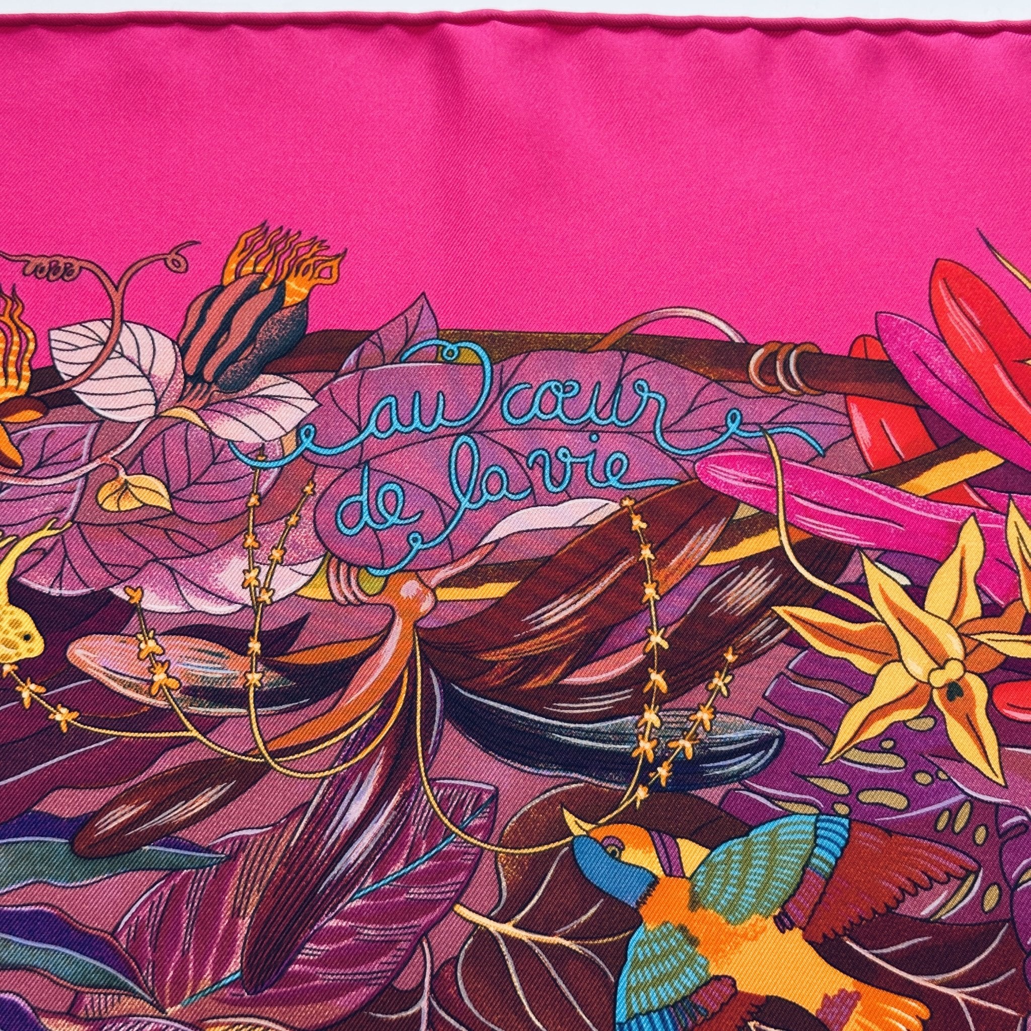 foulard carre hermes au coeur de la vie rose dessin aline honoré