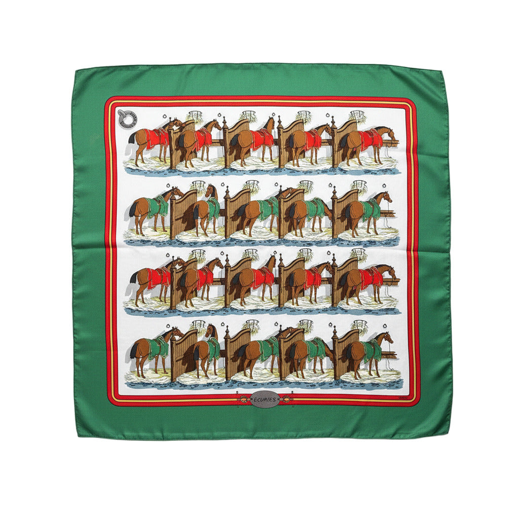 Vue d'ensemble foulard Hermès Écuries vert émeraude et blanc