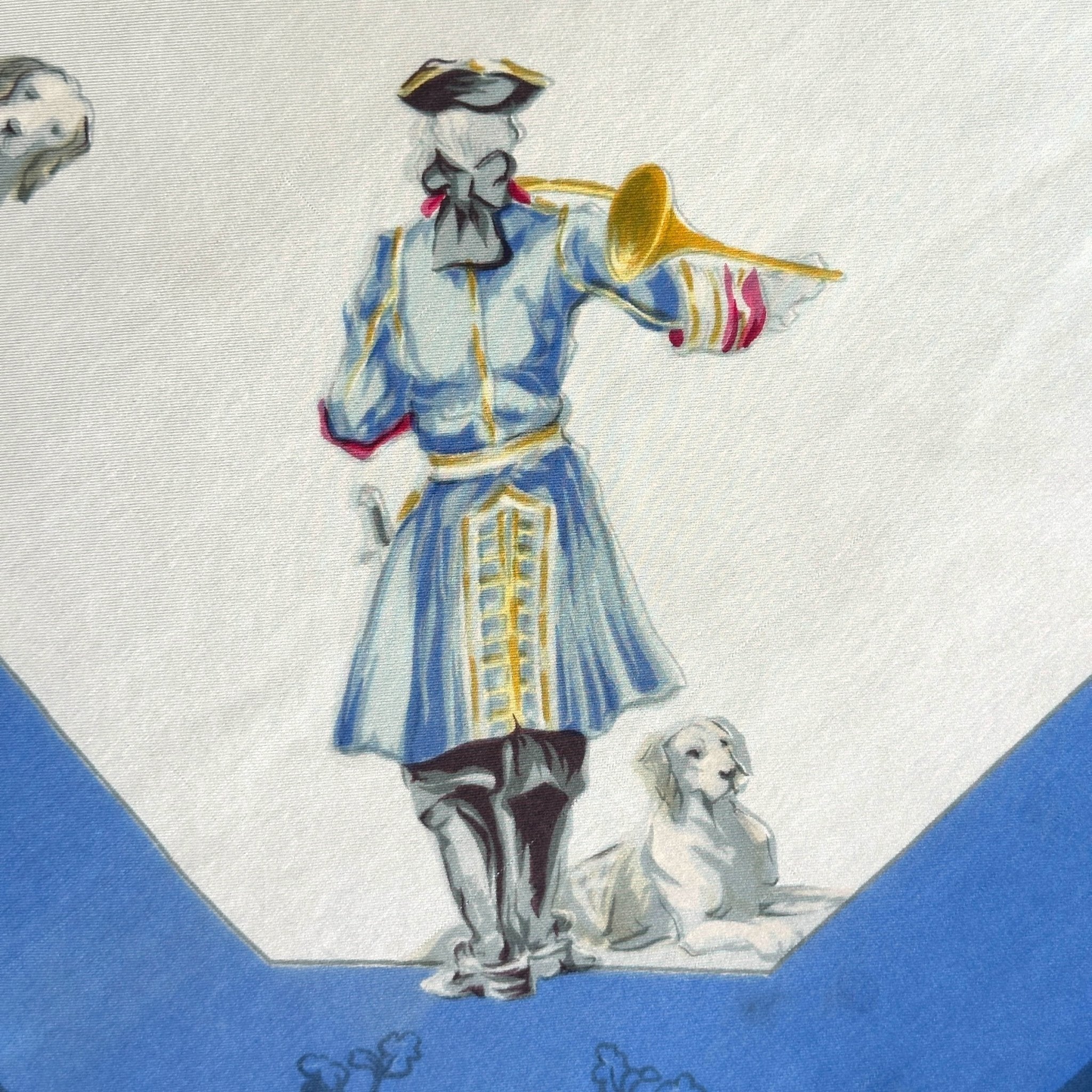 Zoom sur veneur royal en grande tenue de dos