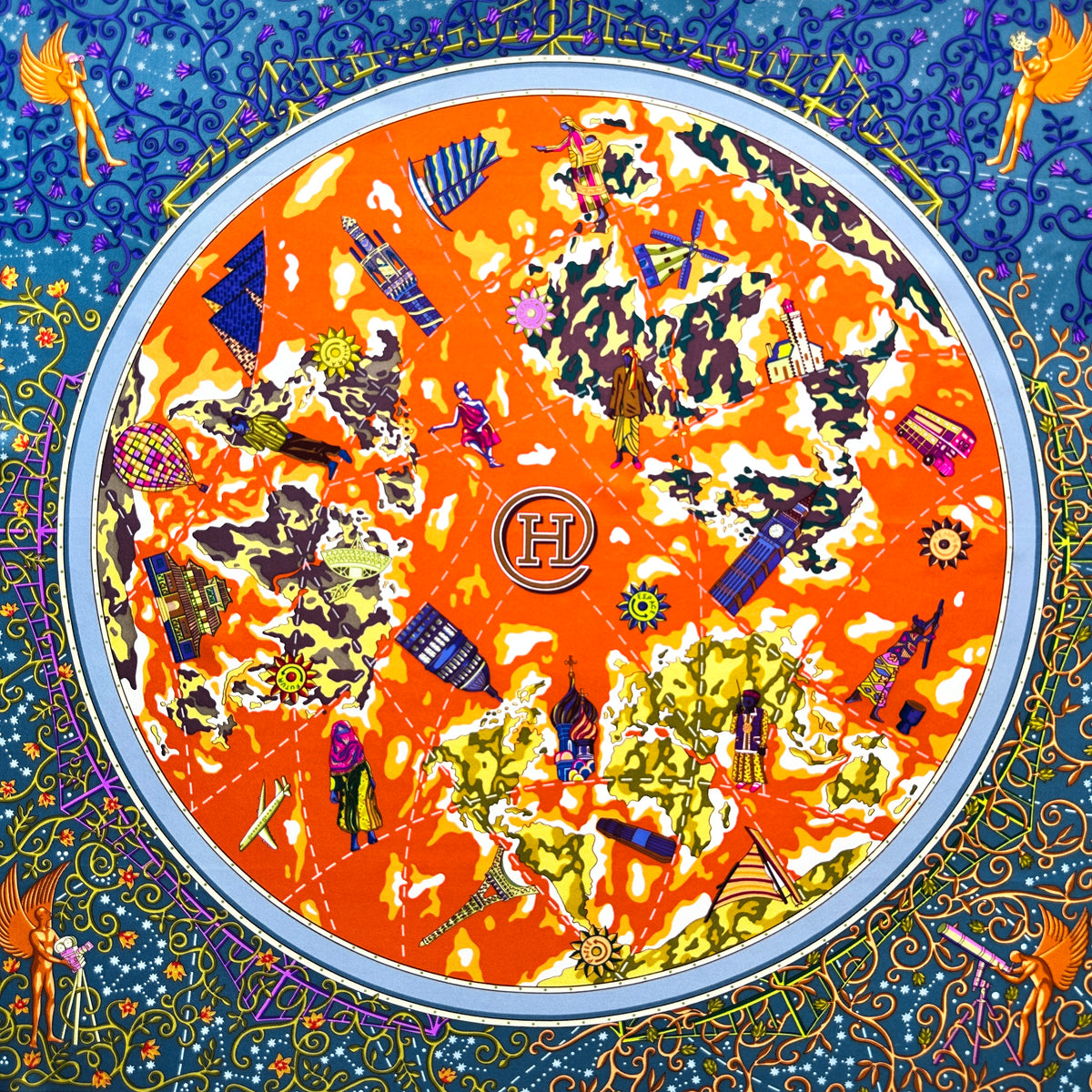 Carré Hermès www.hermes.com Christine Henry 90 cm soie, détail du globe orange et du H central